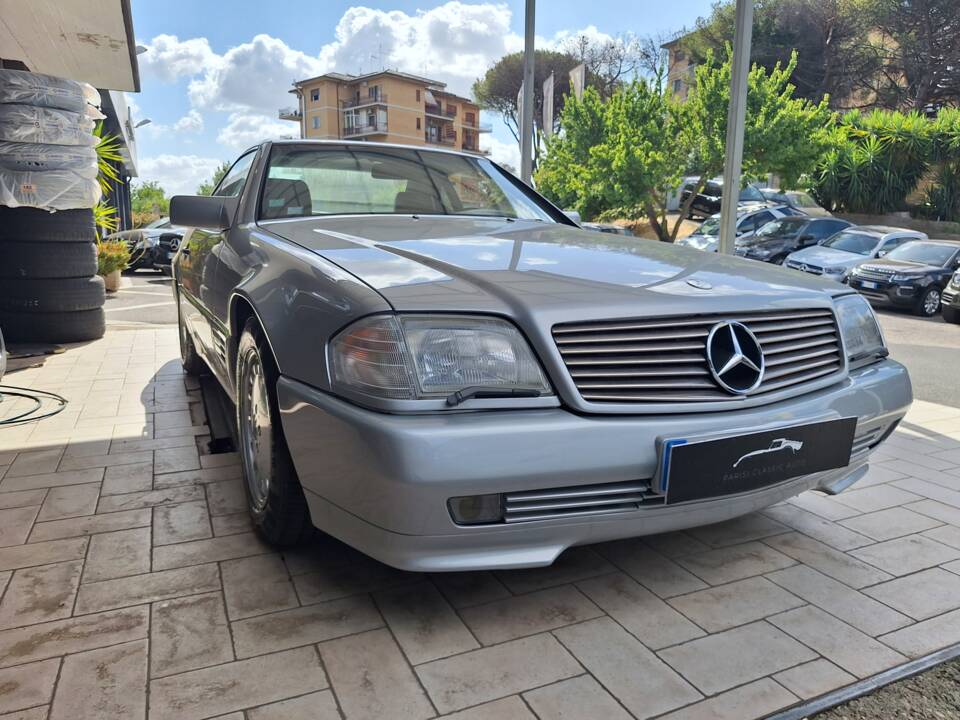 Bild 3/26 von Mercedes-Benz 500 SL (1990)