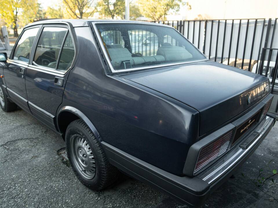 Image 6/40 of Alfa Romeo Alfetta 2.0 (1983)