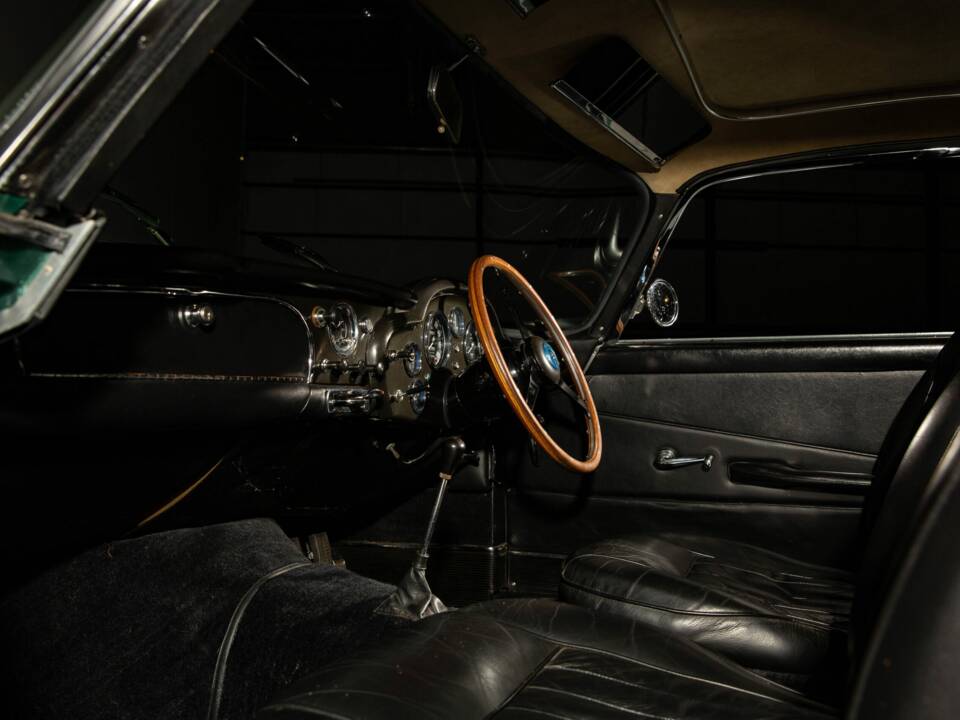 Afbeelding 13/55 van Aston Martin DB 4 Vantage (1962)