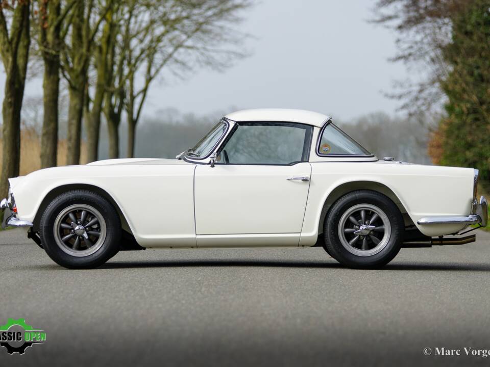 Afbeelding 3/66 van Triumph TR 4 (1963)