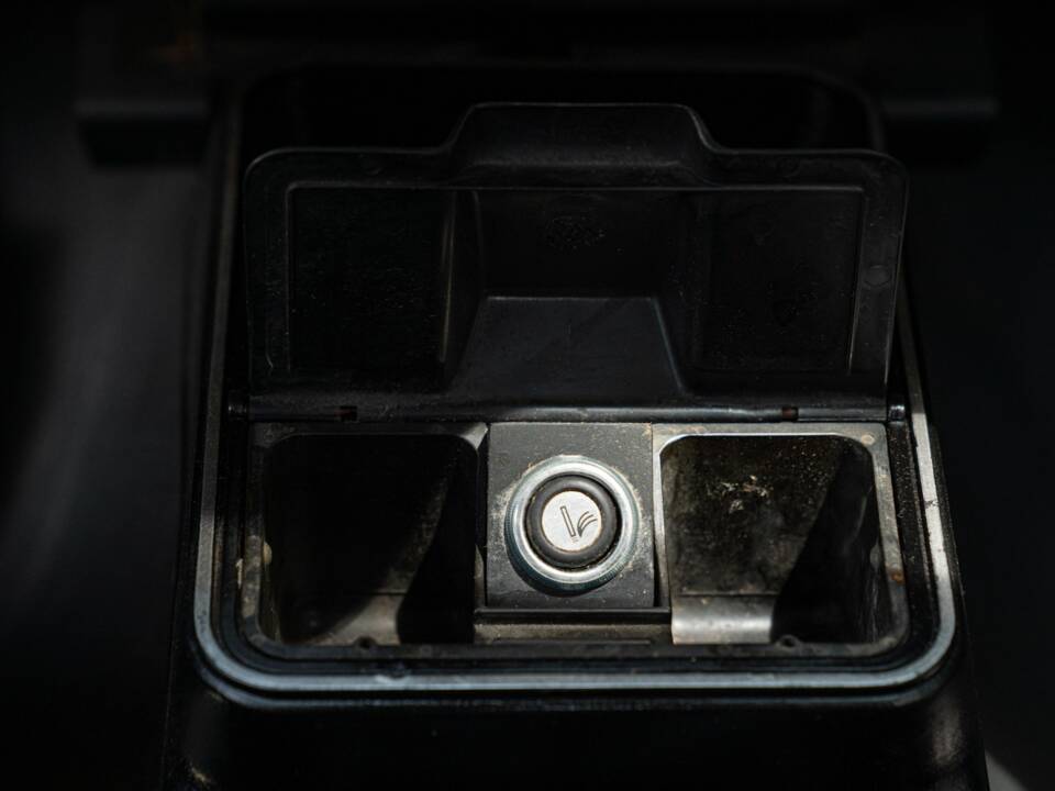 Bild 42/50 von Ford Consul 1,7 (1987)