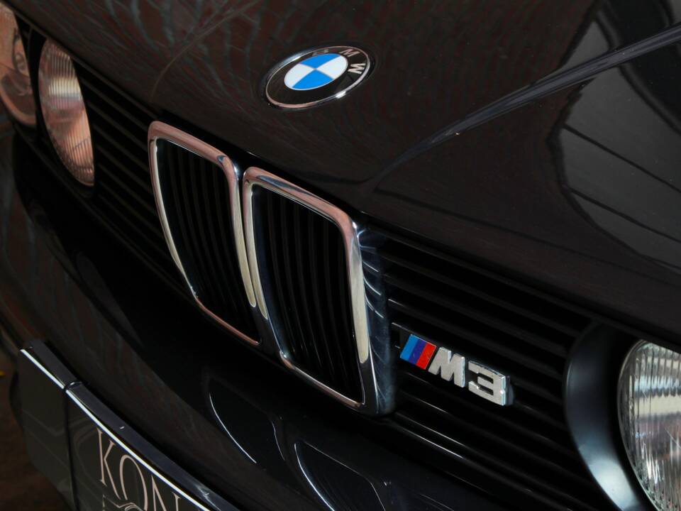 Image 32/65 of BMW M3 (1986)