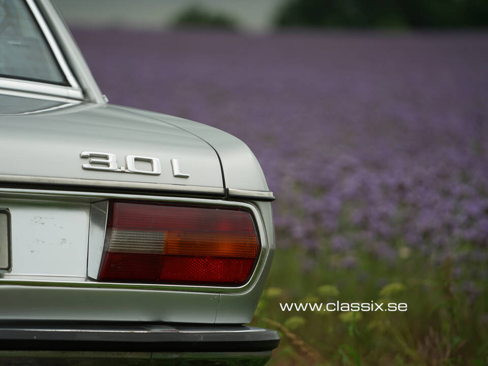 Bild 14/15 von BMW 3,0 L (1975)