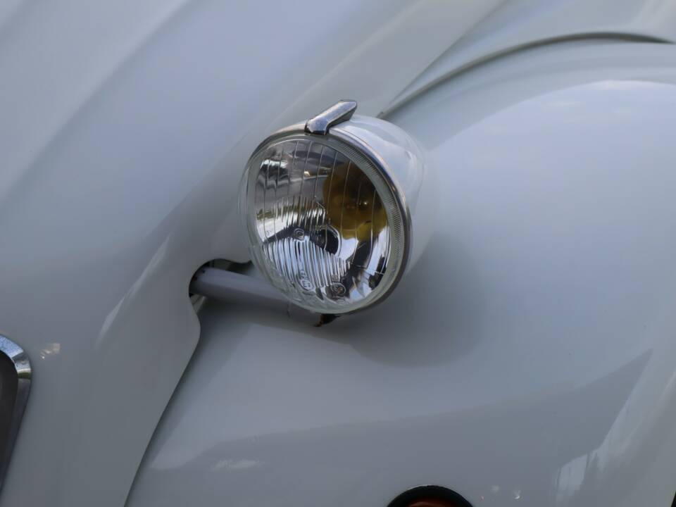 Image 15/50 of Citroën 2 CV 6 (1985)