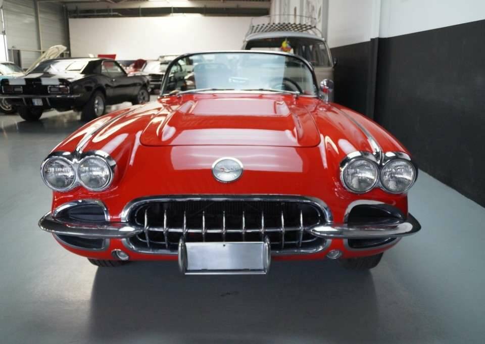 Image 28/50 of Chevrolet Corvette (1958)