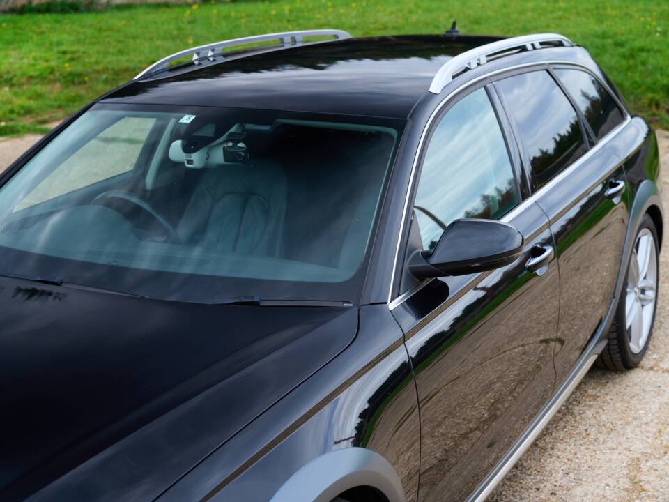 Image 34/50 of Audi A6 3.0 TFSI allroad quattro (2013)
