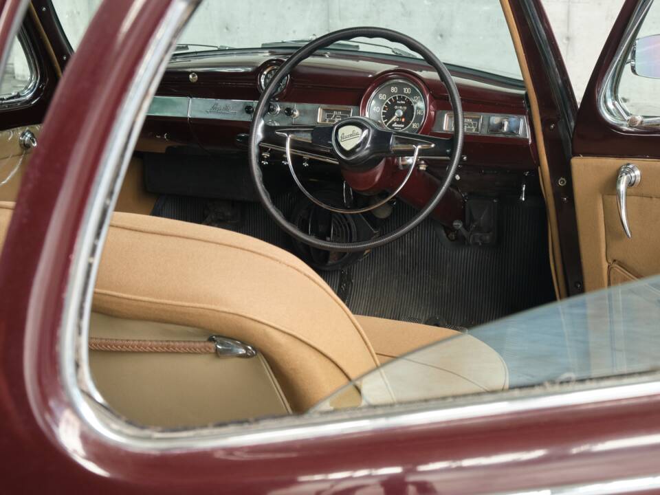 Image 38/50 of Lancia Aurelia B12 (1955)
