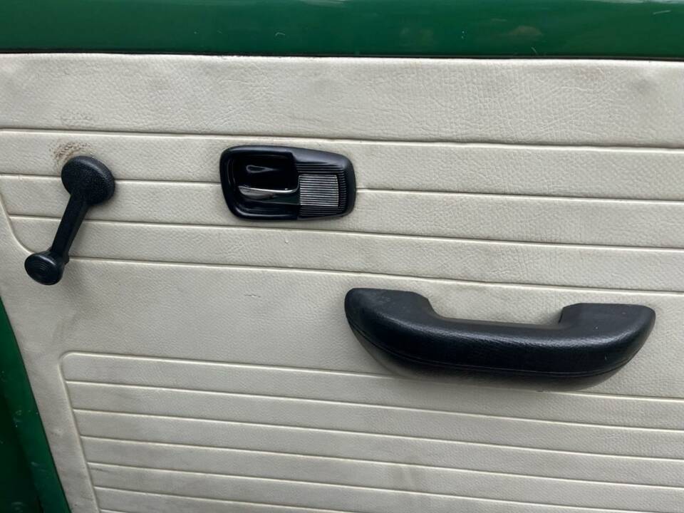 Image 43/43 of Volkswagen Beetle 1200 (1970)