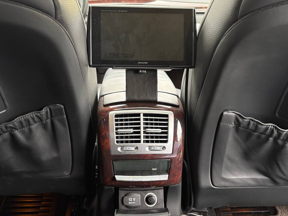 Bild 21/29 von Mercedes-Benz S 63 AMG (2007)