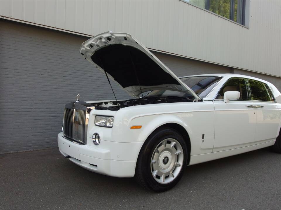 Bild 84/98 von Rolls-Royce Phantom VII (2006)