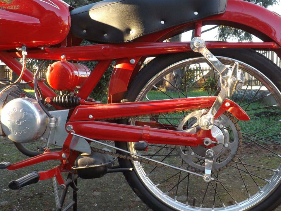 Immagine 8/20 di Moto Guzzi Cardellino 75 (1960)