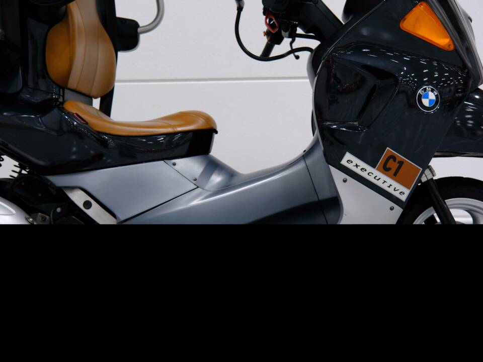 Image 6/51 of BMW C1 125 (2001)