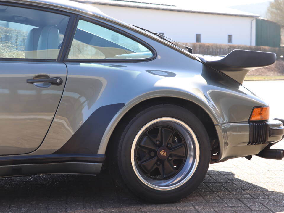 Imagen 13/52 de Porsche 911 Turbo 3.3 (1987)