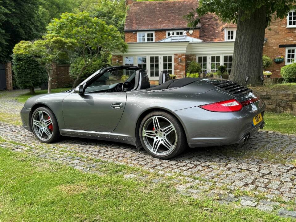 Image 13/30 of Porsche 911 Carrera 4S (2009)