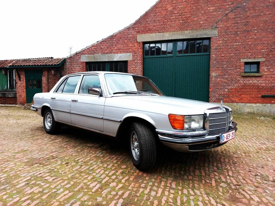 Afbeelding 1/6 van Mercedes-Benz 350 SE (1978)