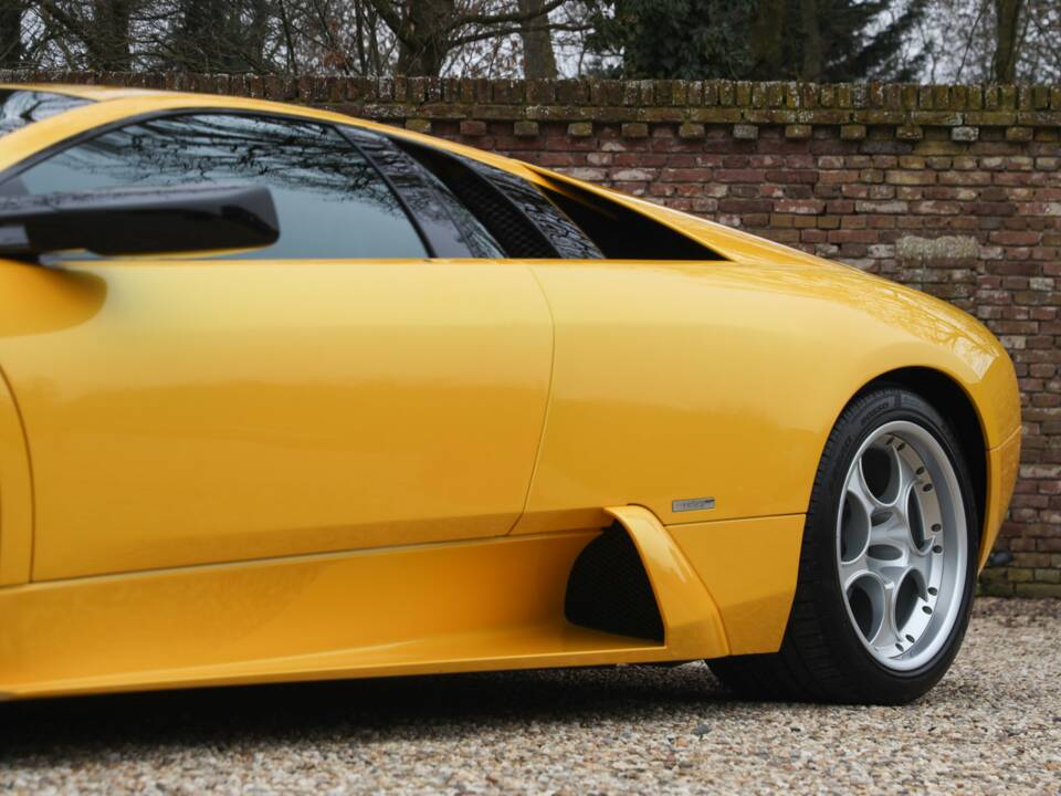 Immagine 24/50 di Lamborghini Murciélago (2002)