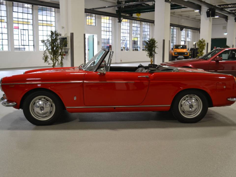 Image 6/17 of FIAT 1500 (1964)