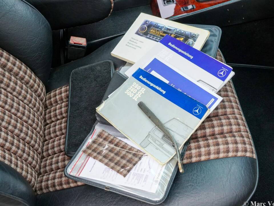 Bild 33/59 von Mercedes-Benz 280 SL (1985)