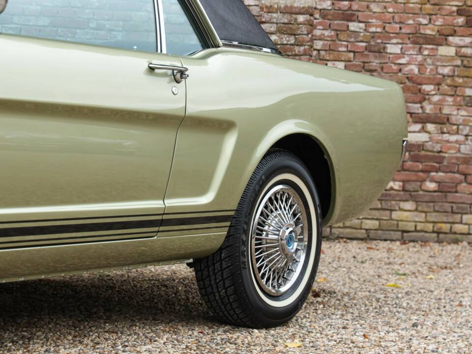 Image 27/50 of Ford Mustang GT (1966)