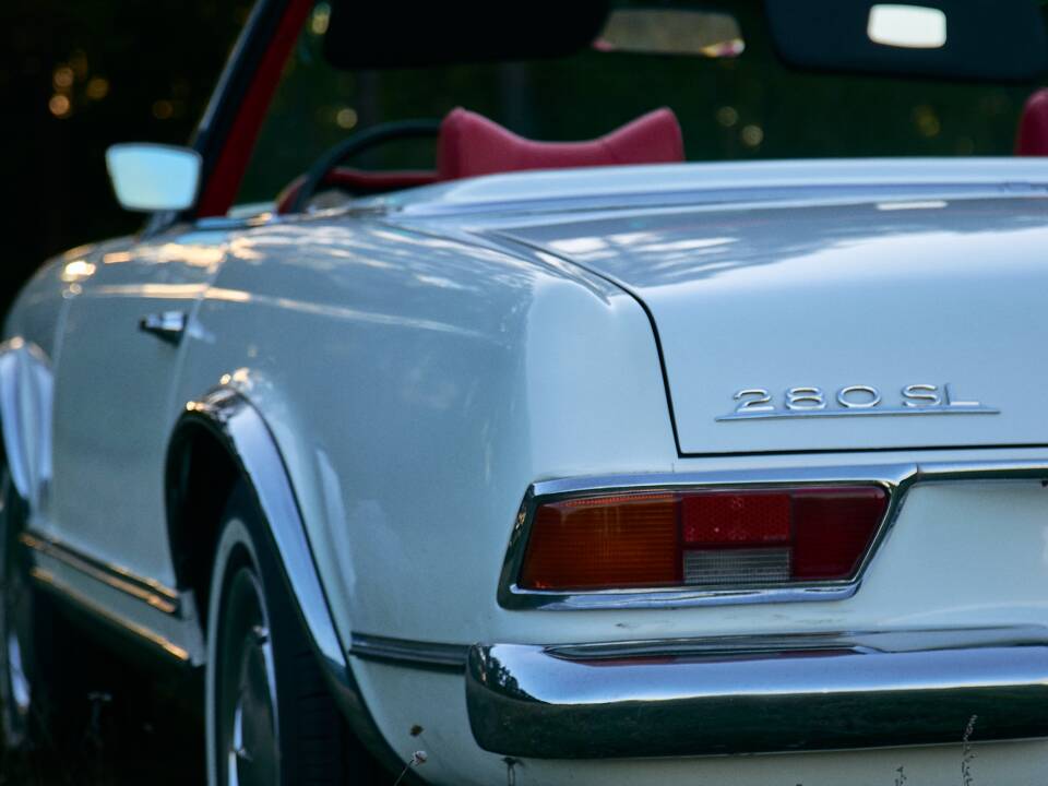 Bild 12/106 von Mercedes-Benz 280 SL (1969)
