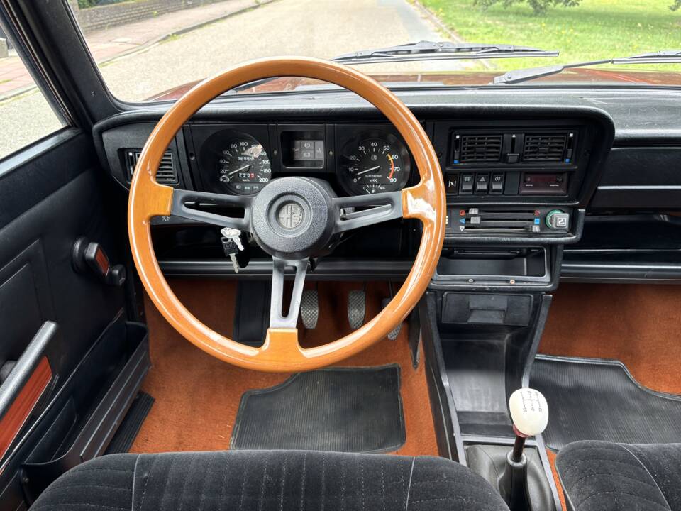 Afbeelding 21/22 van Alfa Romeo Alfasud 1.5 (1982)