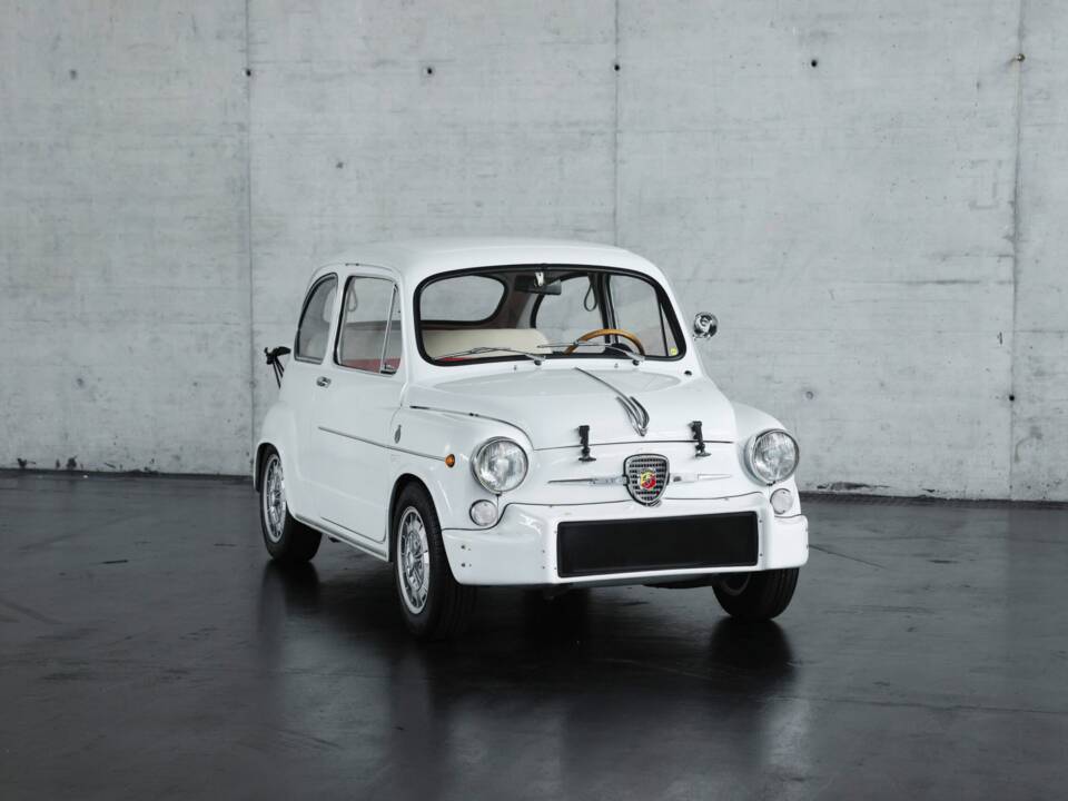 Image 9/47 of Abarth Fiat 850 TC (1965)
