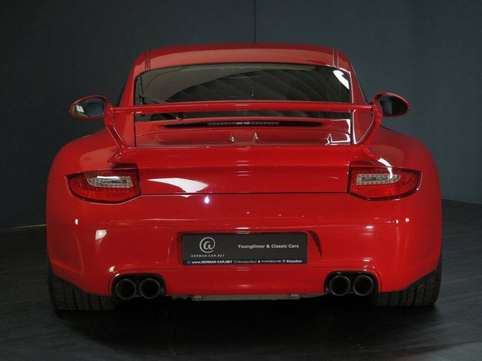 Image 4/50 of Porsche 911 Carrera 4S (2011)
