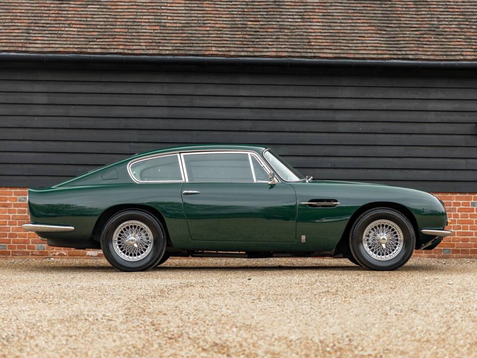 Afbeelding 3/50 van Aston Martin DB 6 (1967)