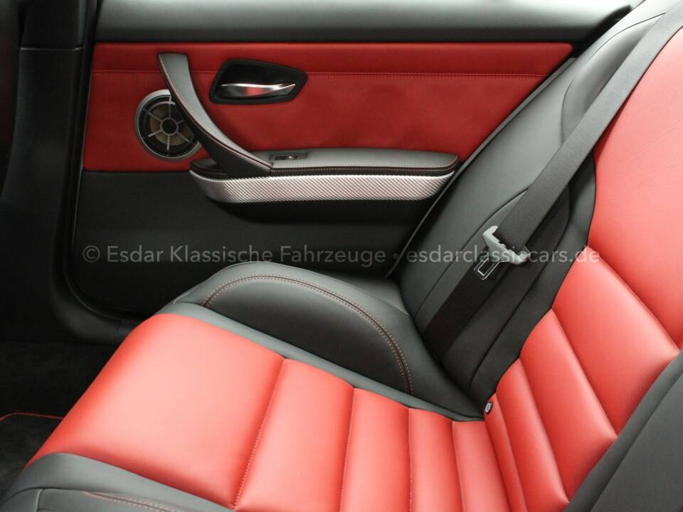 Image 28/41 of BMW M3 (2013)
