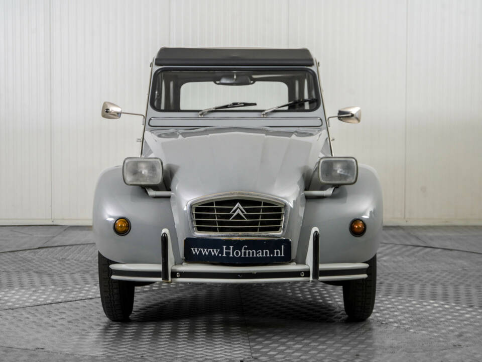 Image 14/50 de Citroën 2 CV 6 (1980)