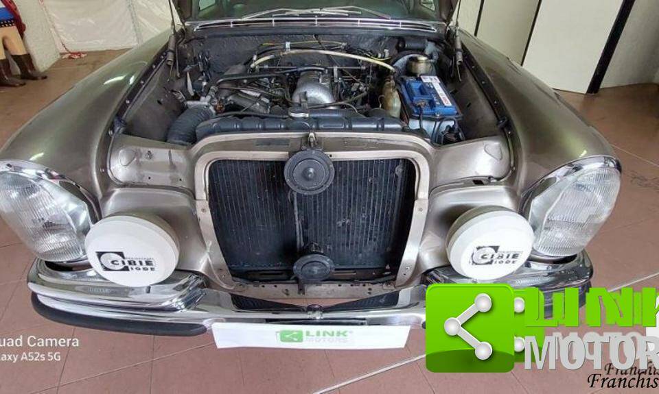 Bild 8/10 von Mercedes-Benz 280 SE 3,5 (1970)