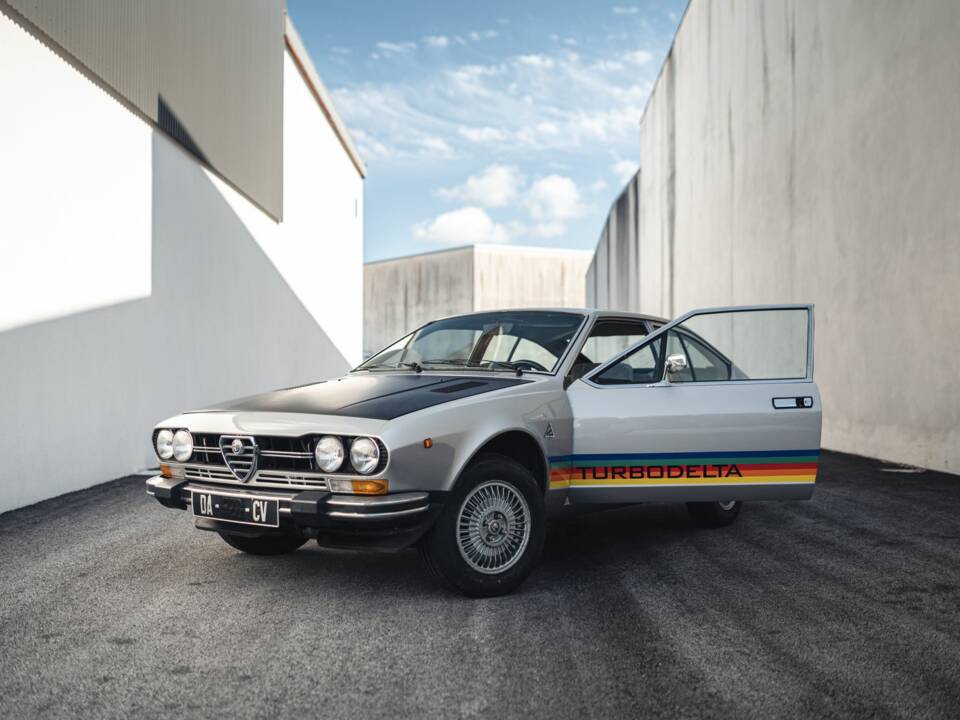 Bild 9/38 von Alfa Romeo Alfetta GTV 2.0 Turbodelta (1977)