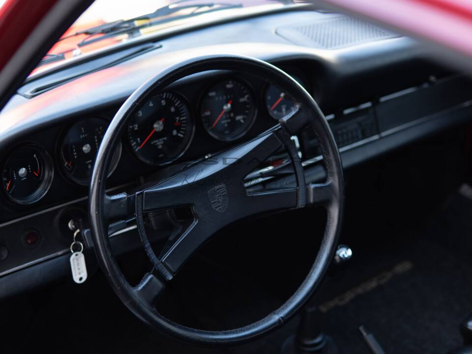 Image 19/34 of Porsche 911 2.4 S (1973)