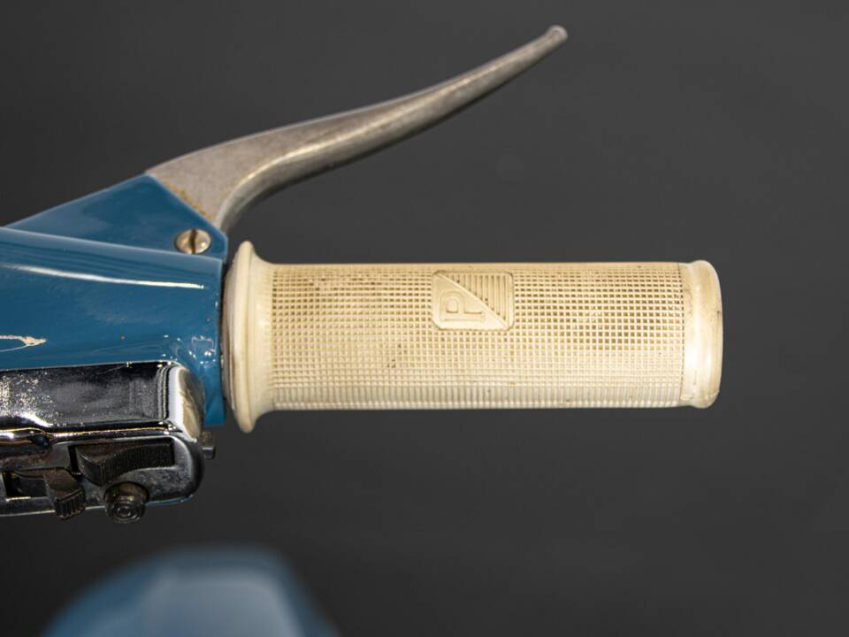 Immagine 42/50 di Piaggio Vespa 90 SS (1966)