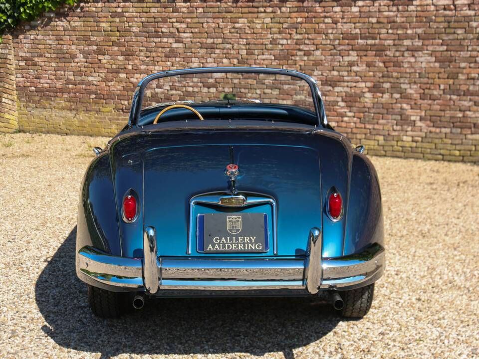 Image 43/50 of Jaguar XK 150 3.4 S OTS (1958)