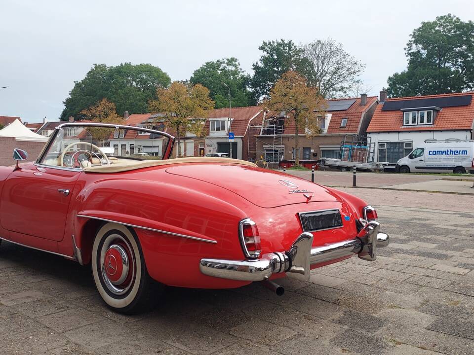 Image 5/34 of Mercedes-Benz 190 SL (1959)