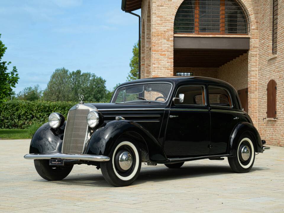 Obraz 2/50 pojazdu Mercedes-Benz 170 S (1952)