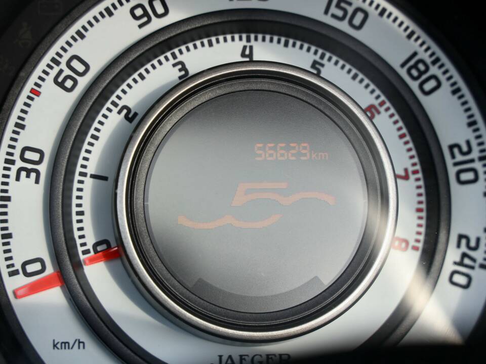 Immagine 50/50 di Abarth 695 &quot;Edizione Maserati&quot; (2013)