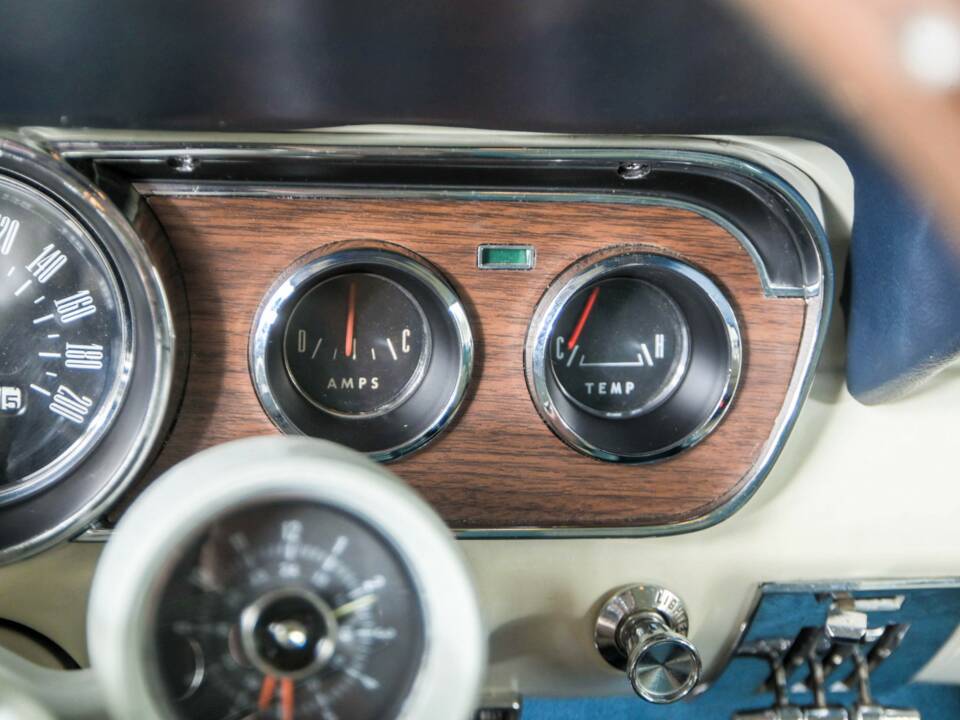 Image 17/50 of Ford Mustang 289 (1966)