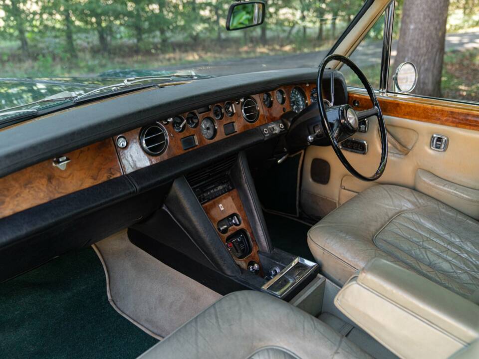 Obraz 24/50 pojazdu Bentley T 1 (1973)