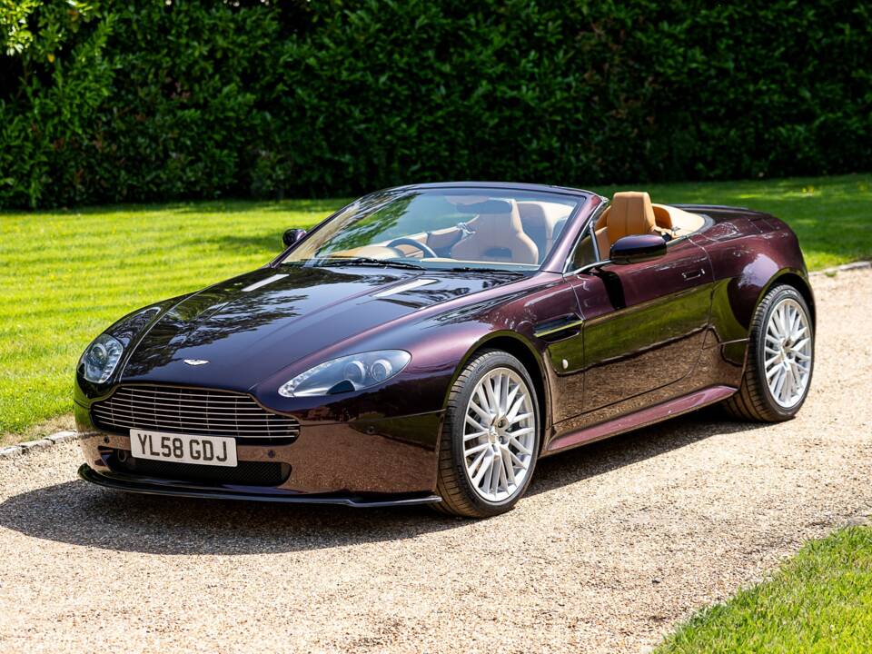 Bild 1/50 von Aston Martin V8 Vantage Roadster (2008)