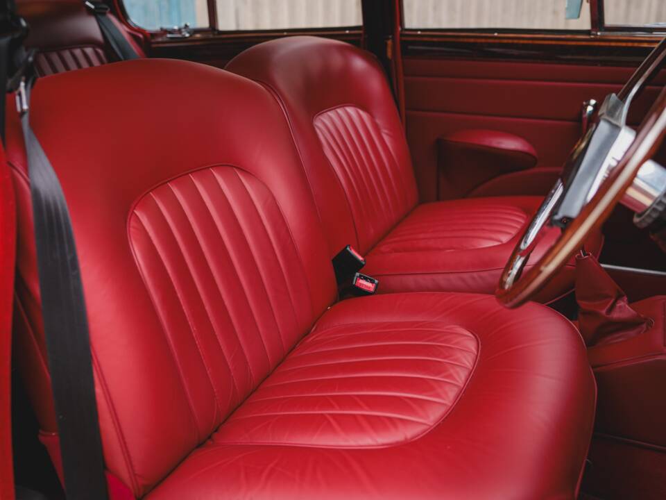 Immagine 41/50 di Jaguar Mk II 3.8 (1960)