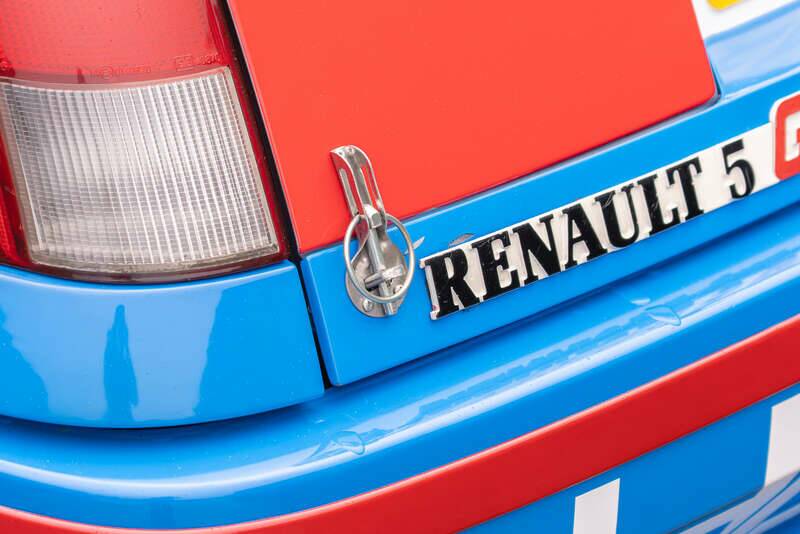 Image 11/50 of Renault R 5 GT Turbo (1987)