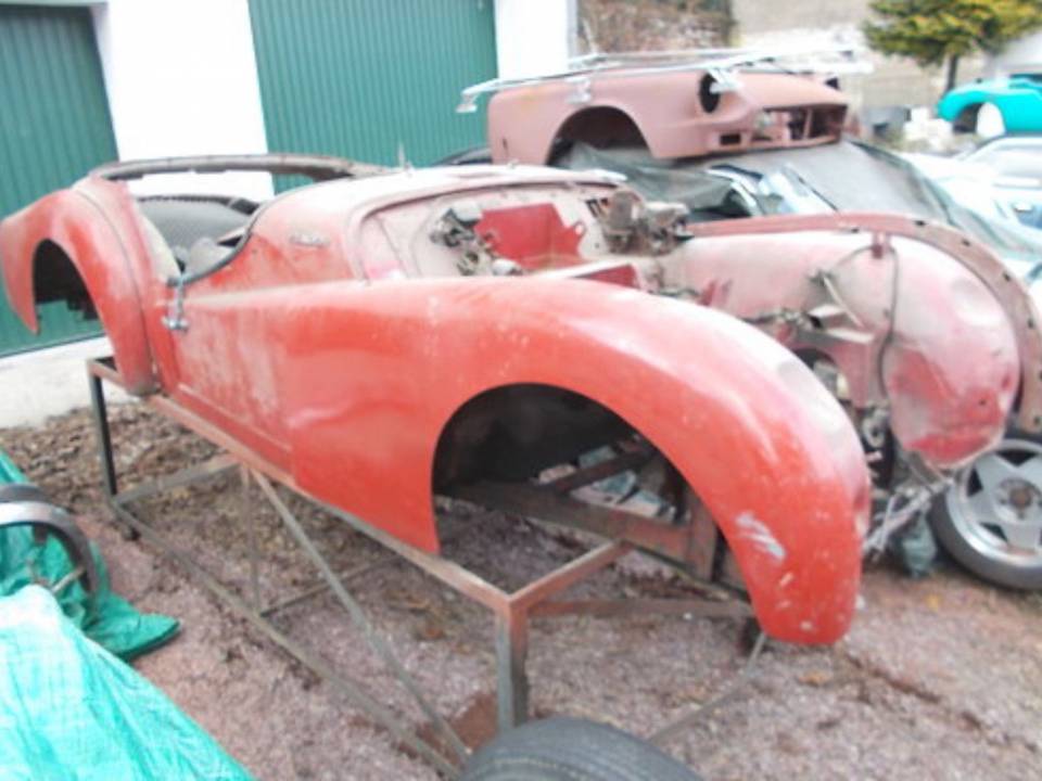 Image 4/13 of Triumph TR 3A (1958)