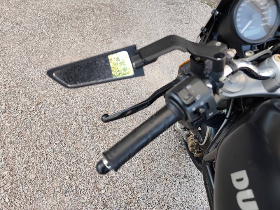 Immagine 43/50 di Ducati Monster 600 (2001)