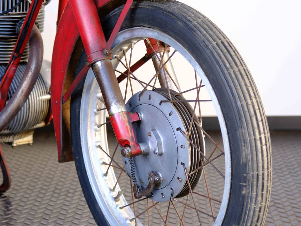 Image 15/83 of MV Agusta 175 CS Sport Disco Volante (1955)
