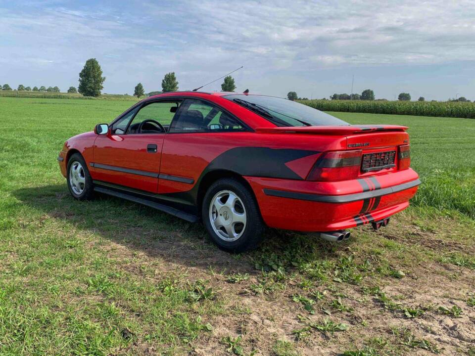 Bild 24/35 von Opel Calibra 2,0 (1991)