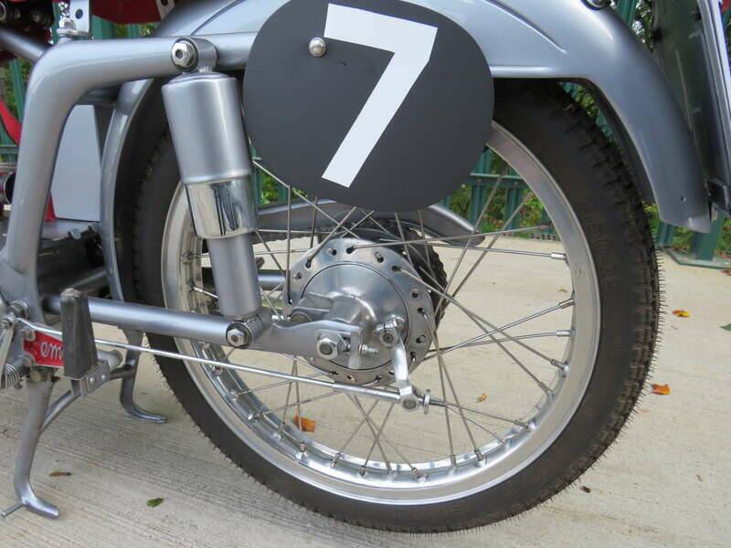 Bild 37/45 von MV Agusta 150 Sport (1953)