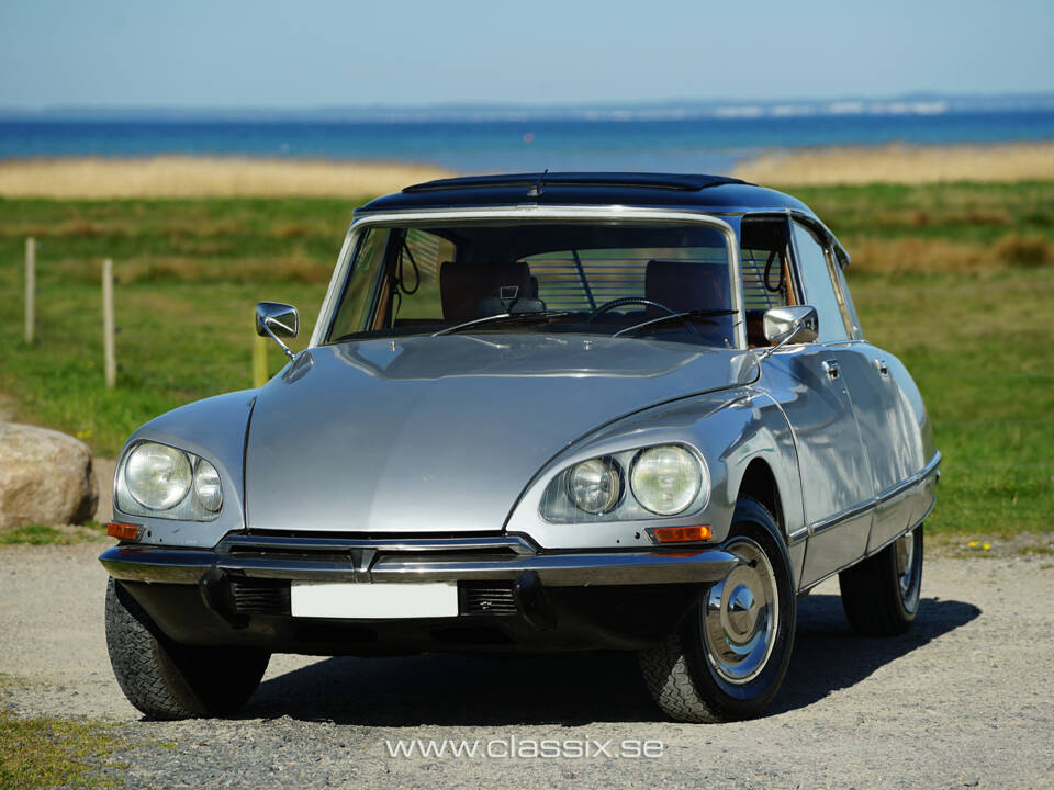 Image 10/24 of Citroën DS 23 IE (1975)
