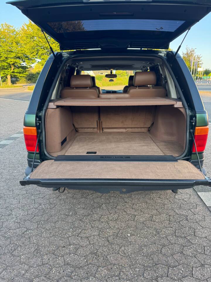 Bild 6/28 von Land Rover Range Rover 4.6 HSE (1998)